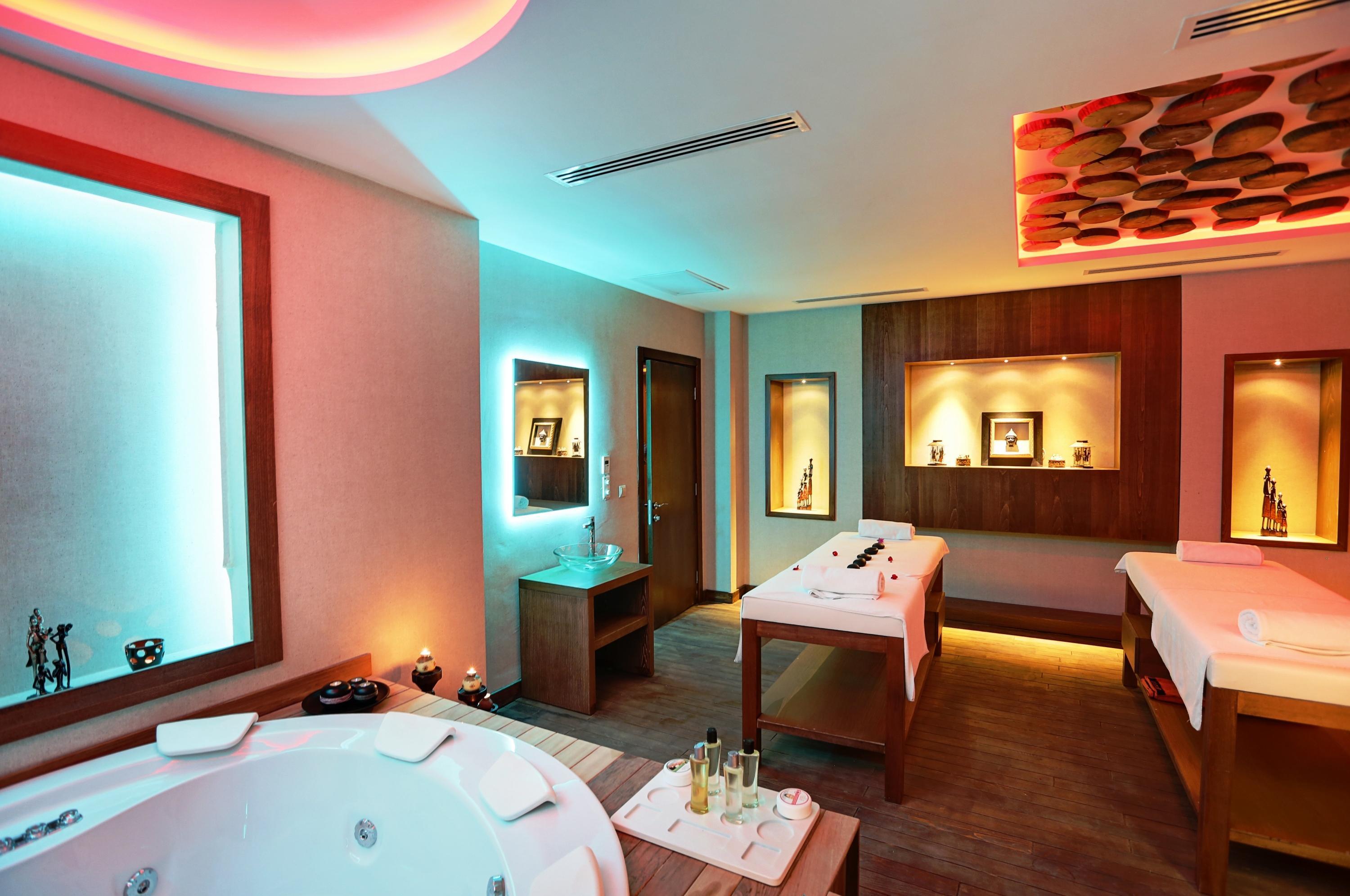 Suhan360 Hotel & Spa (Adults Only) Kusadasi Exterior photo