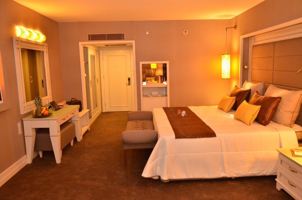Suhan360 Hotel & Spa (Adults Only) Kusadasi Exterior photo